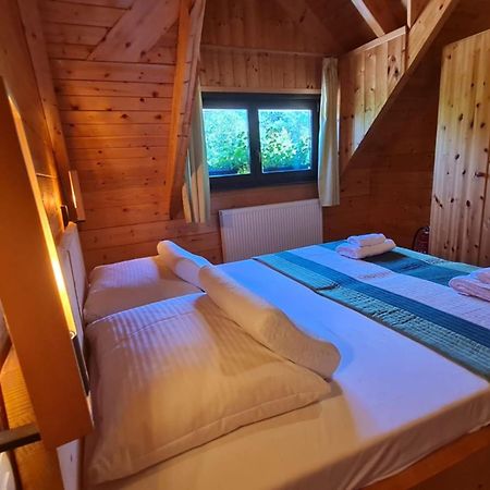 Apartments Plitvice Forest Korenica Ngoại thất bức ảnh