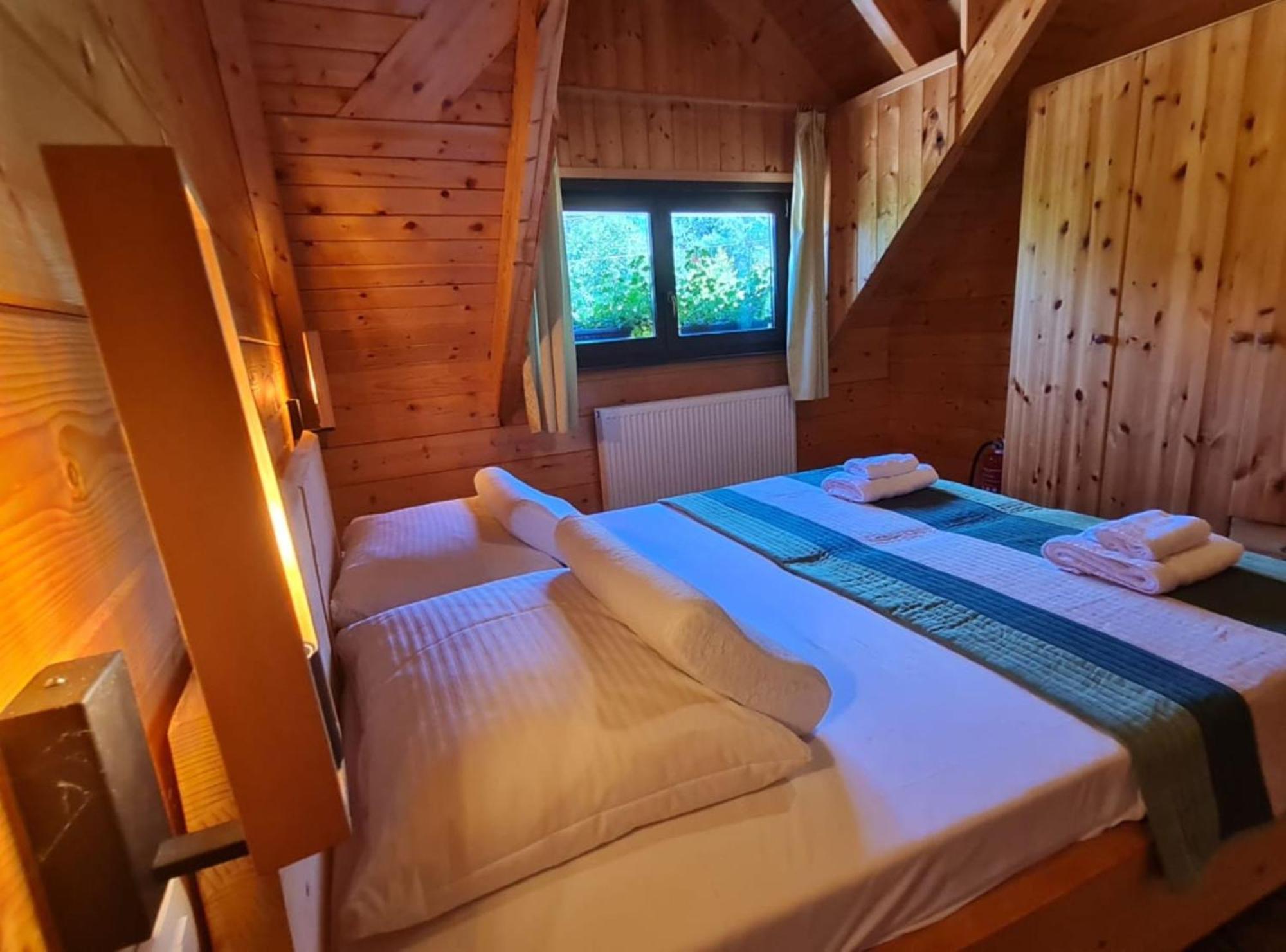 Apartments Plitvice Forest Korenica Ngoại thất bức ảnh