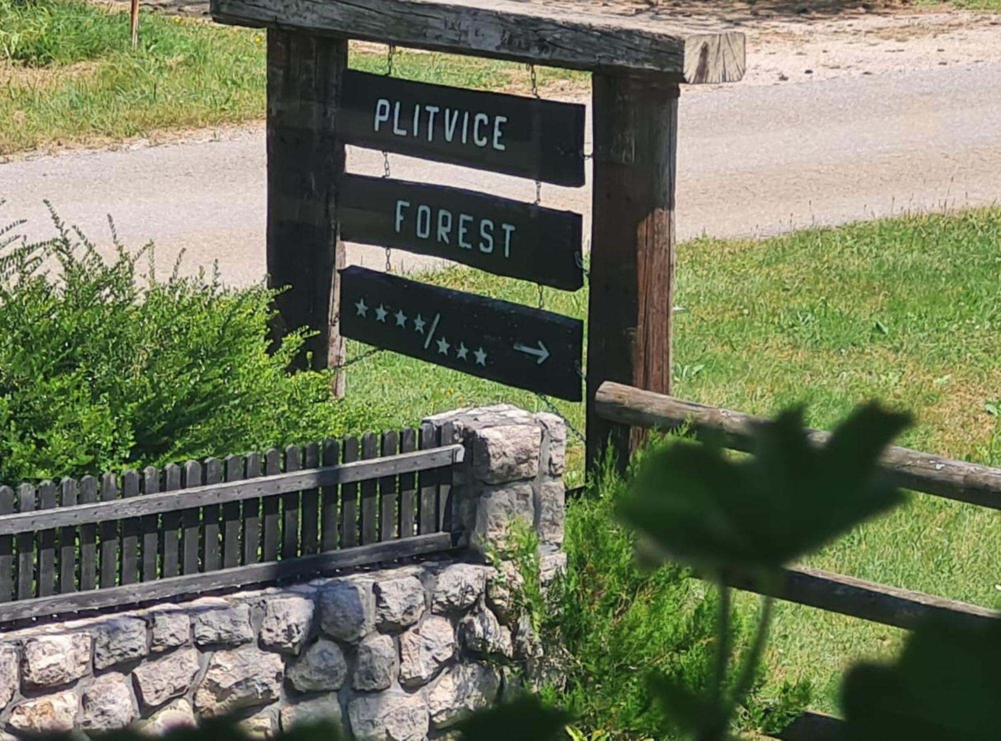 Apartments Plitvice Forest Korenica Ngoại thất bức ảnh